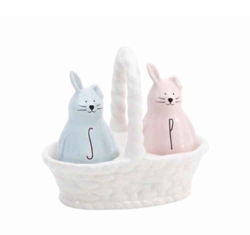 Salt and Pepper Rae Dun