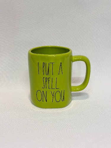 Taza Rae Dunn